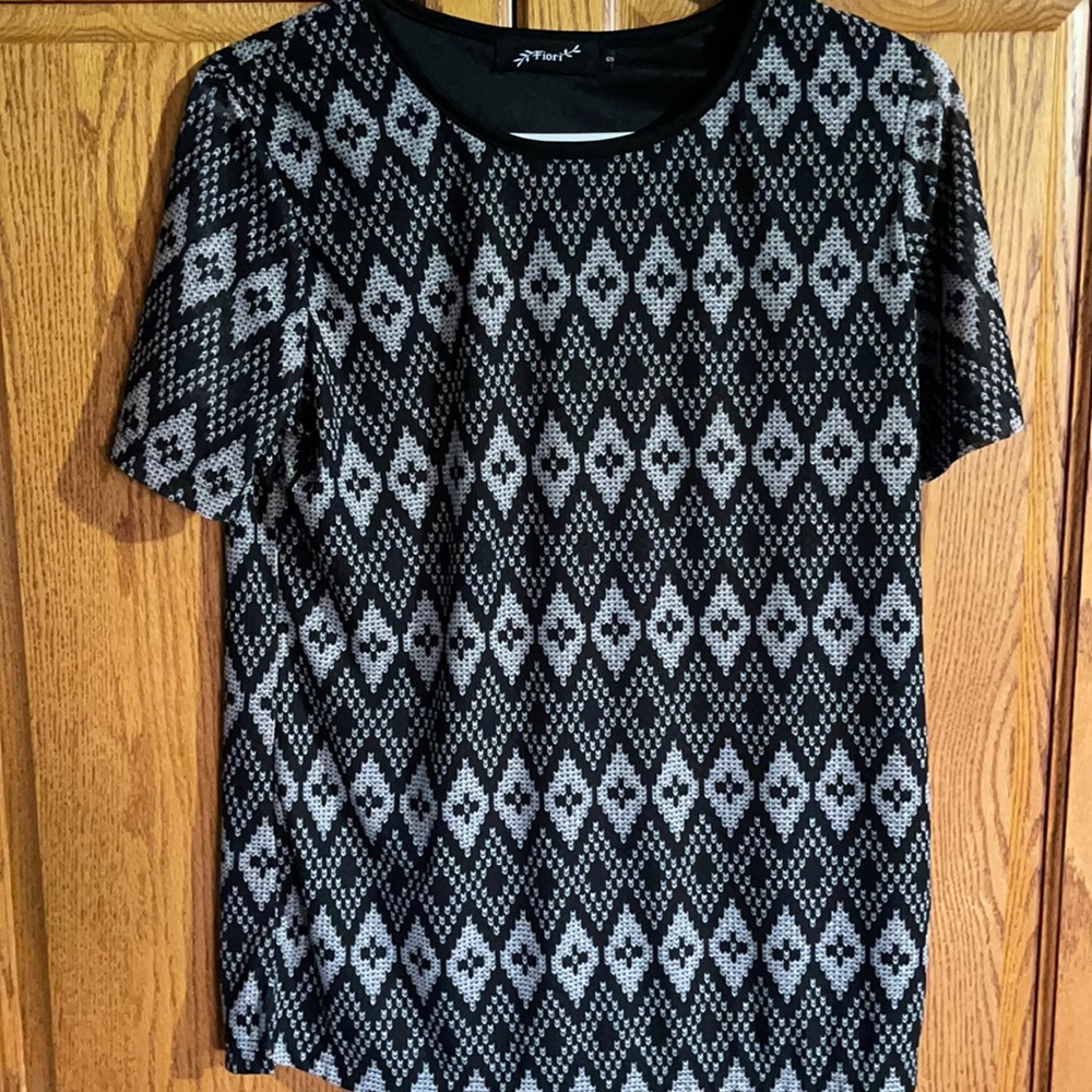 Fiori ladies top size S 🥰